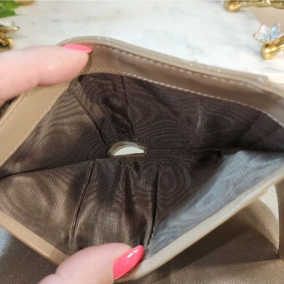 Lady Dior Lotus Compact Wallet Calfskin, Cannage Quilting 2022 Collection - Picture 12 of 14